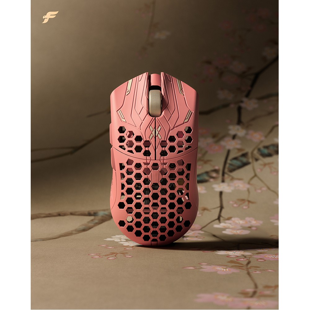 Finalmouse ゲーミングマウス 本体 Finalmouse(ファイナルマウス) 軽量ワイヤレスゲーミングマウス