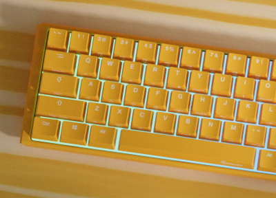 Ducky One 3 Mini メカニカルキーボード US配列 60%サイズ Yellow